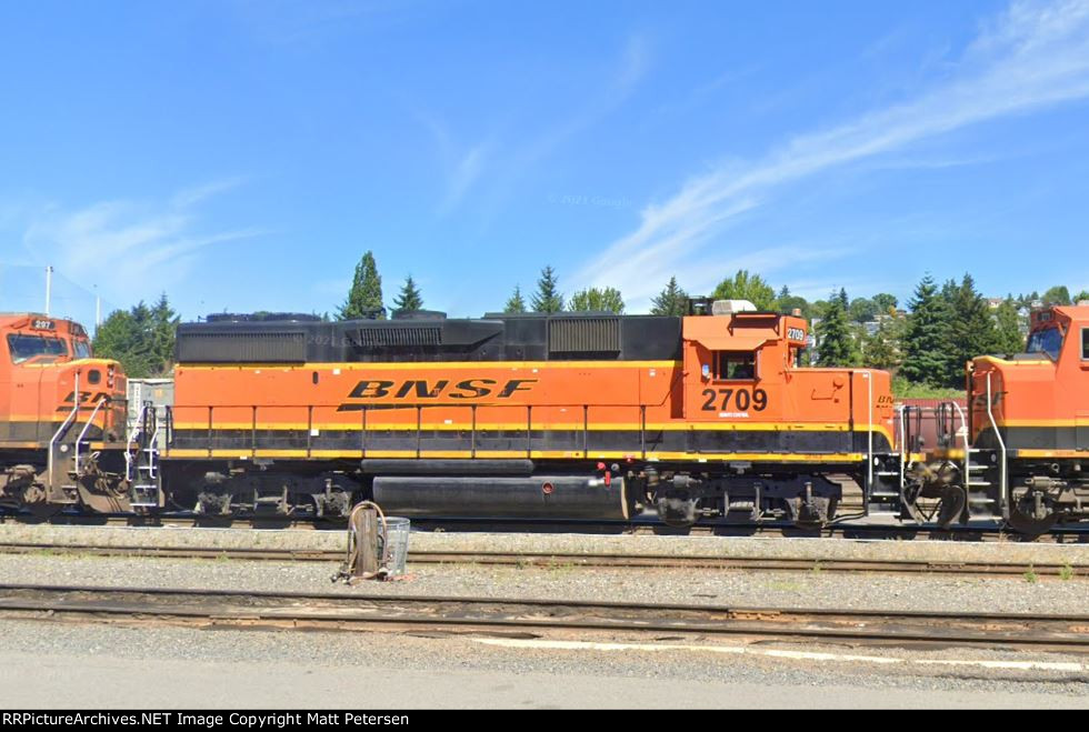 BNSF 2709